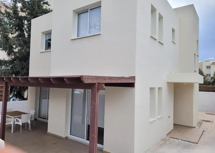 Elean Villa