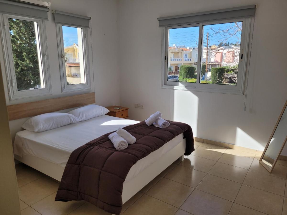 Elean Villa